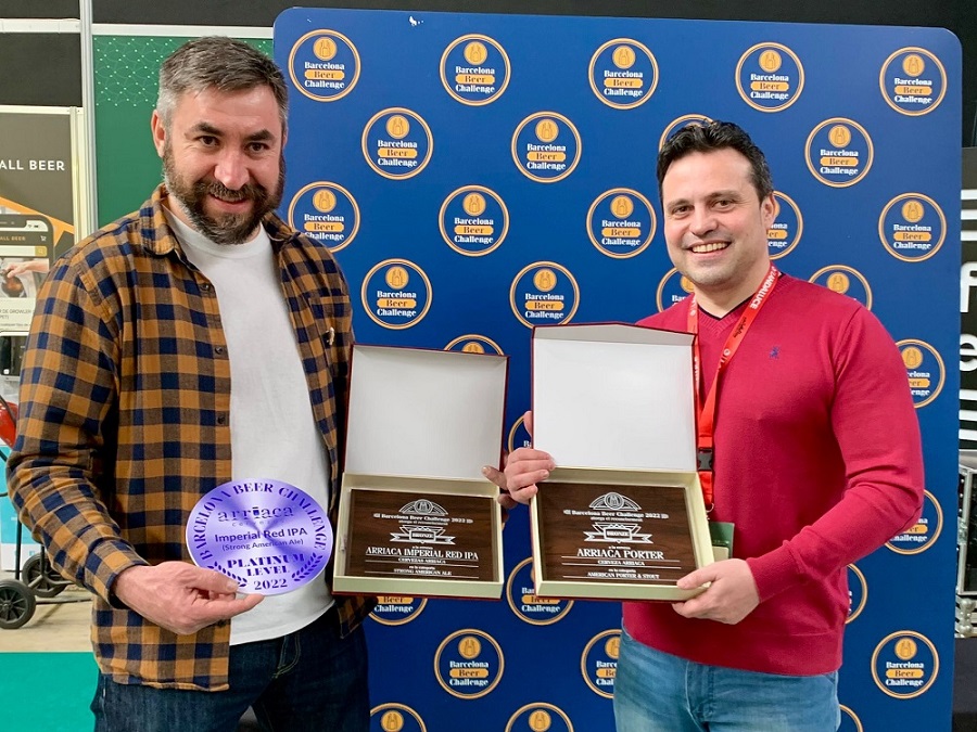 Arriaca recibe el premio especial Platinum en el Barcelona Beer Challenge